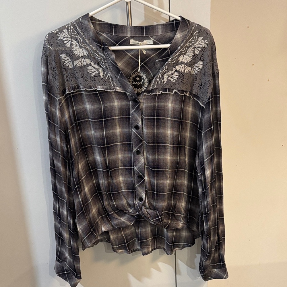 Hazel Checkered Shirt in Gray and White